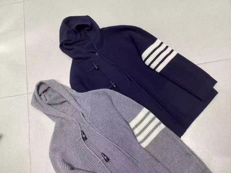 TB örme hırka kadın kapşonlu 1 - Wool Coat Peacoat incelemesi ve fiyatı